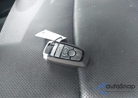 2023 Ford F-150 Lariat from USA, damaged, VIN 1FTFW1E86PFB33477